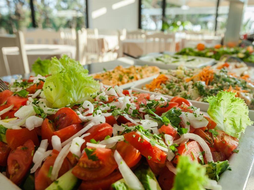 Kassandra Mare Hotel 네아 포티데아 외부 사진
