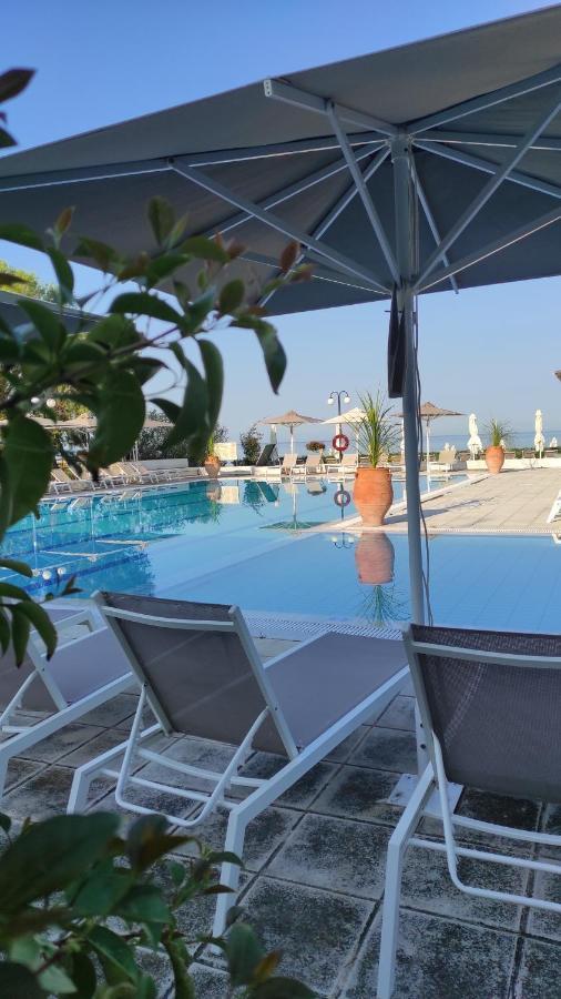 Kassandra Mare Hotel 네아 포티데아 외부 사진