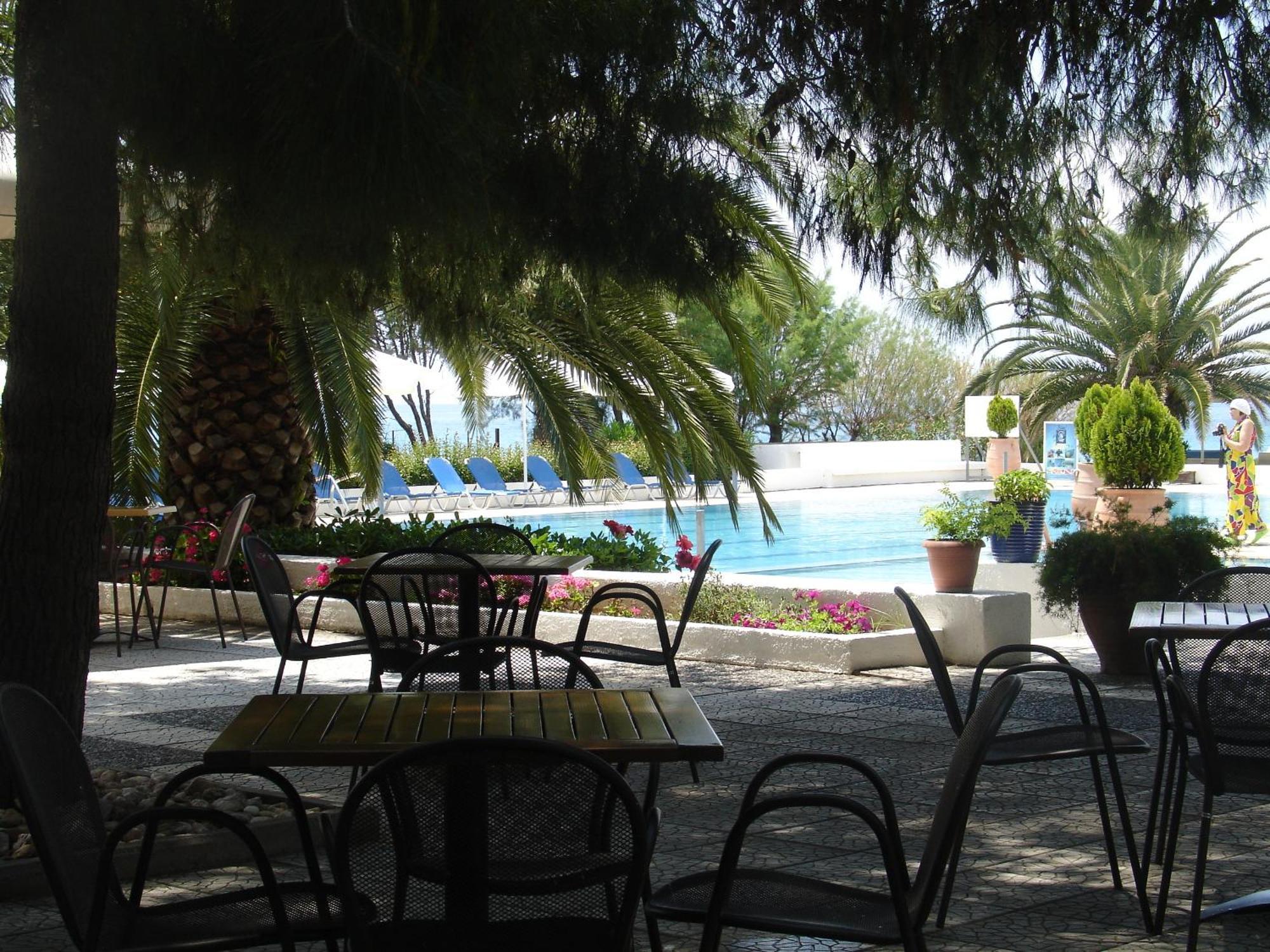 Kassandra Mare Hotel 네아 포티데아 외부 사진