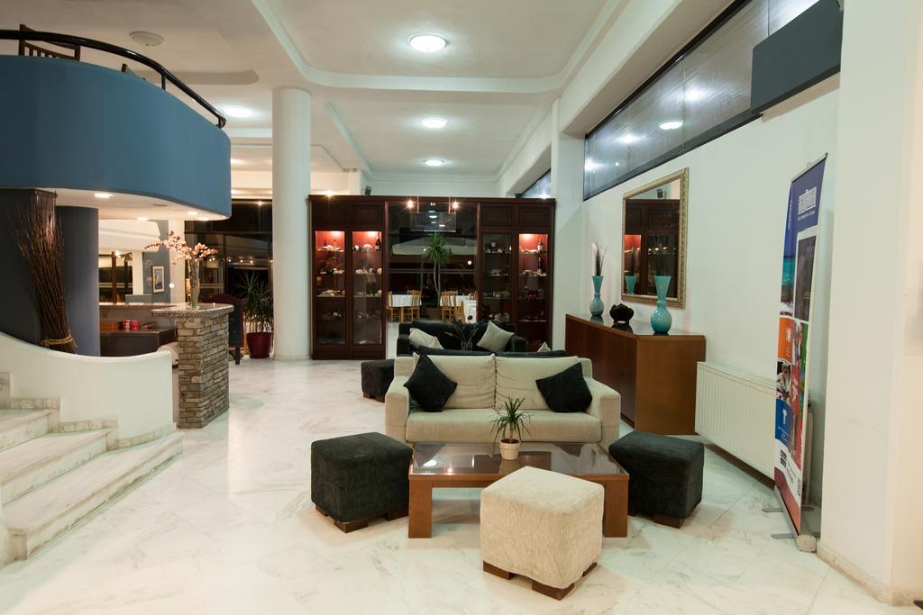Kassandra Mare Hotel 네아 포티데아 외부 사진