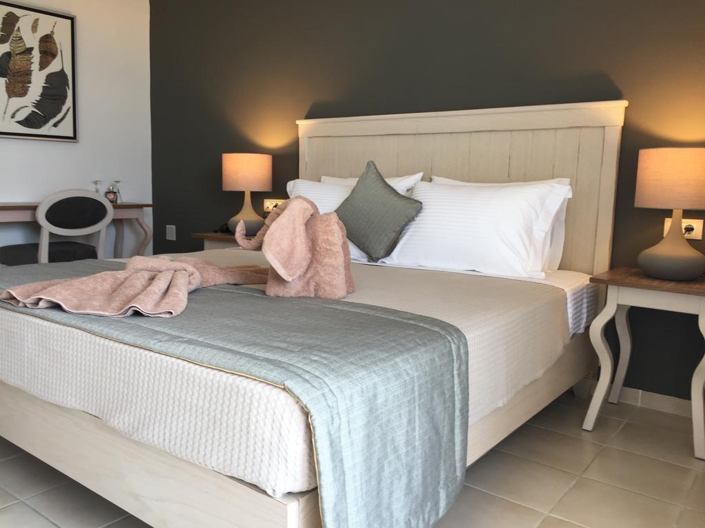 Kassandra Mare Hotel 네아 포티데아 외부 사진