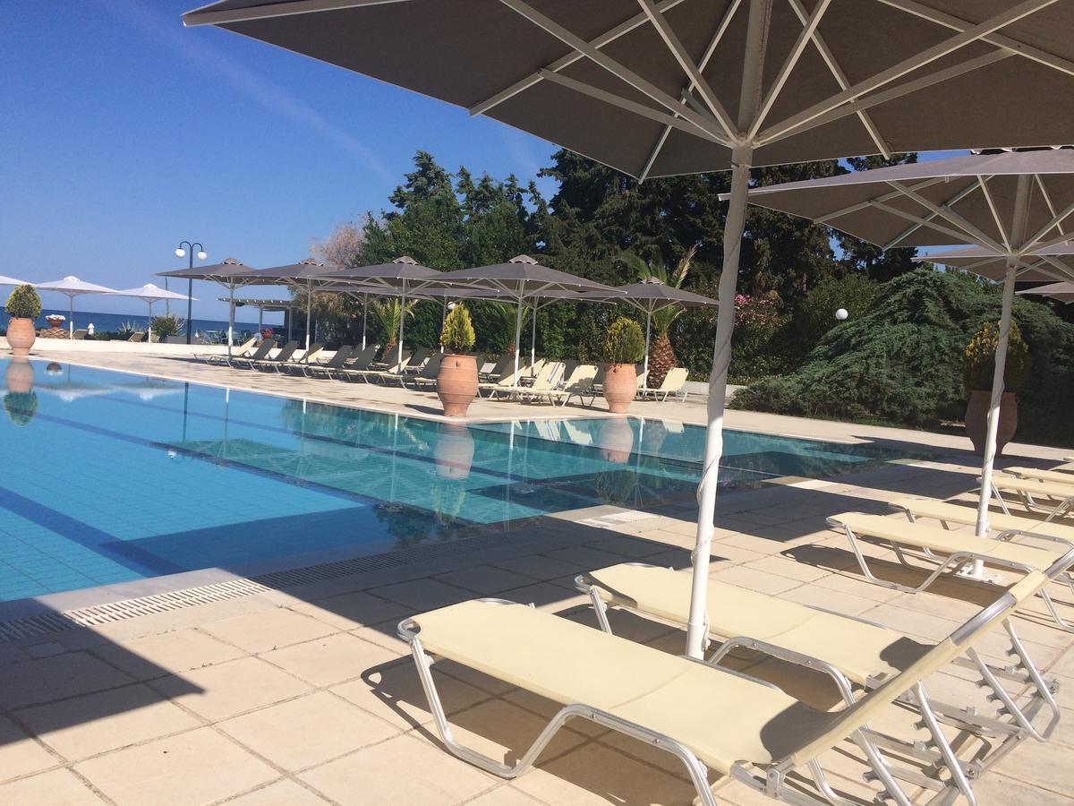 Kassandra Mare Hotel 네아 포티데아 외부 사진
